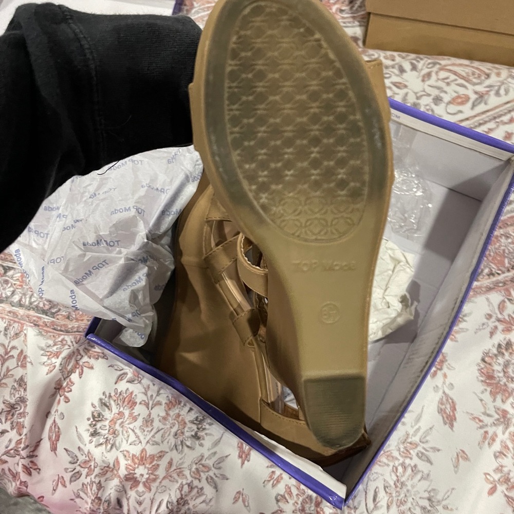 Top Moda Wedges - Picture 3 of 4